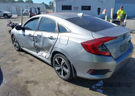 2016 Honda Civic Touring z USA, uszkodzony, nr VIN 19XFC1F96GE019473